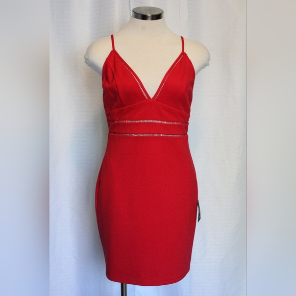 Lulu’s Red Mini Dress Size M NWT - Homecoming Or Evening - Picture 1 of 9